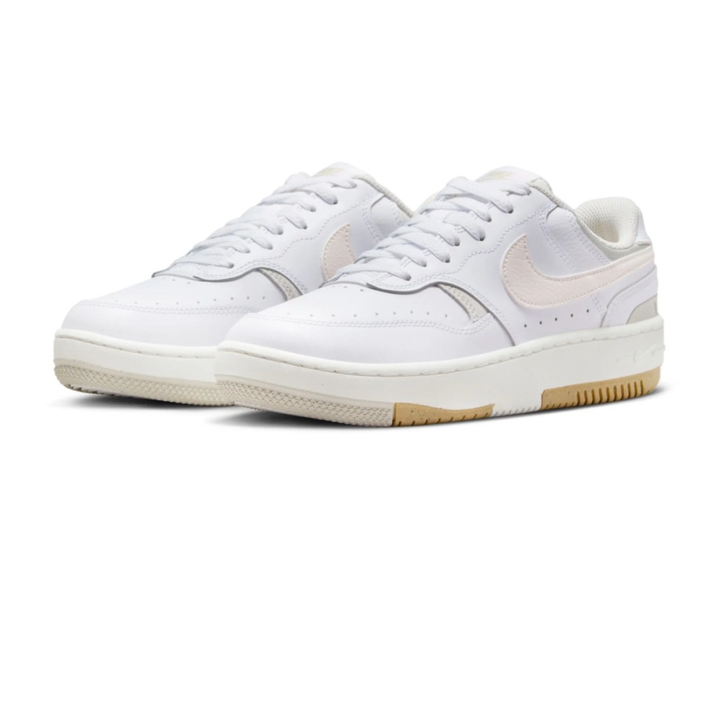 Nike Women’s Gamma Force sneaker in White/Phantom/bone Size 8.5 NWOT